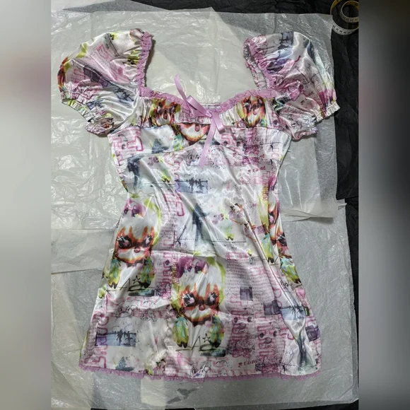 Heaven x Marc Jacobs Graphic Print Mini Dress with Pink Accents - Picture 3 of 11